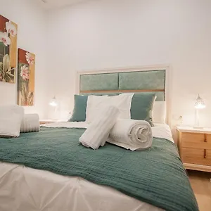 casa-urquinaona.hotelsincadiz.net/